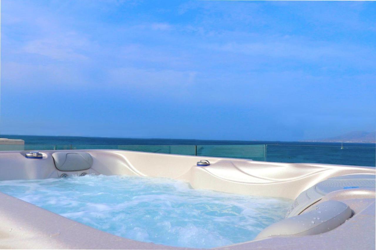 Beach Apartment Thalia With Hot Tub And Sea View Agios Prokopios  Exteriér fotografie